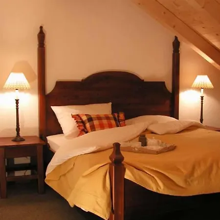 Berghof فندق